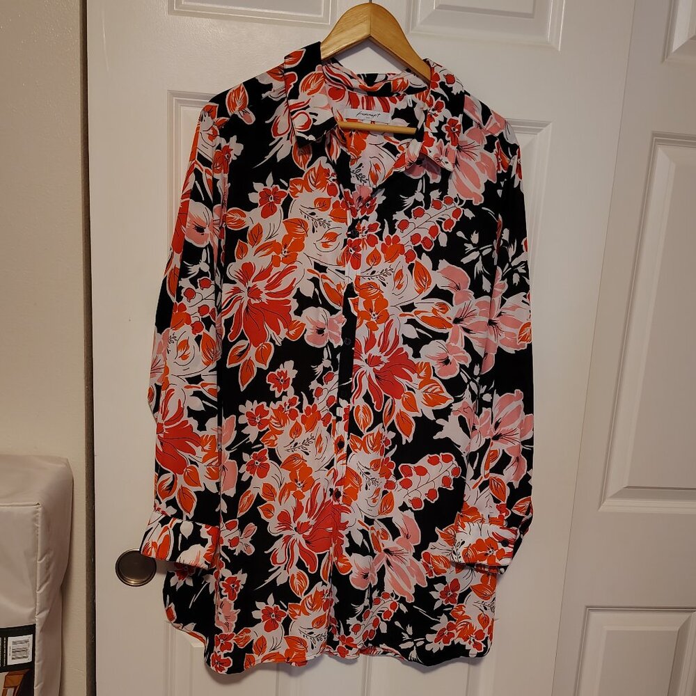 Foxcroft Blouse Button Front Collared Top Vibrant Floral Office Casual - Picture 2 of 4